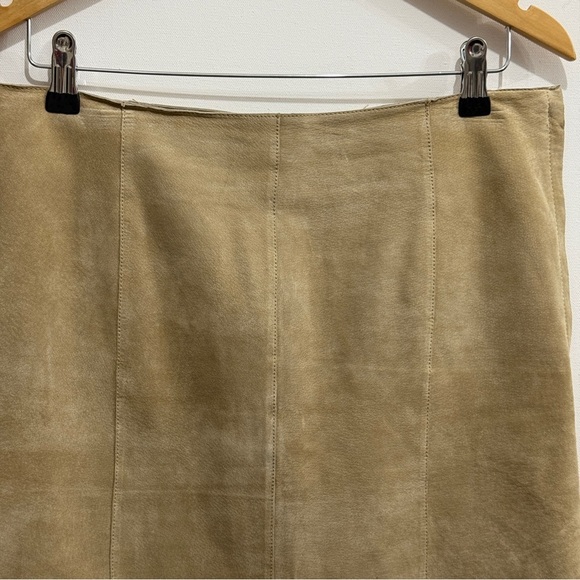 Karen Kane Fit & Flare Suede Leather Midi Skirt Size 8 - Picture 3 of 10